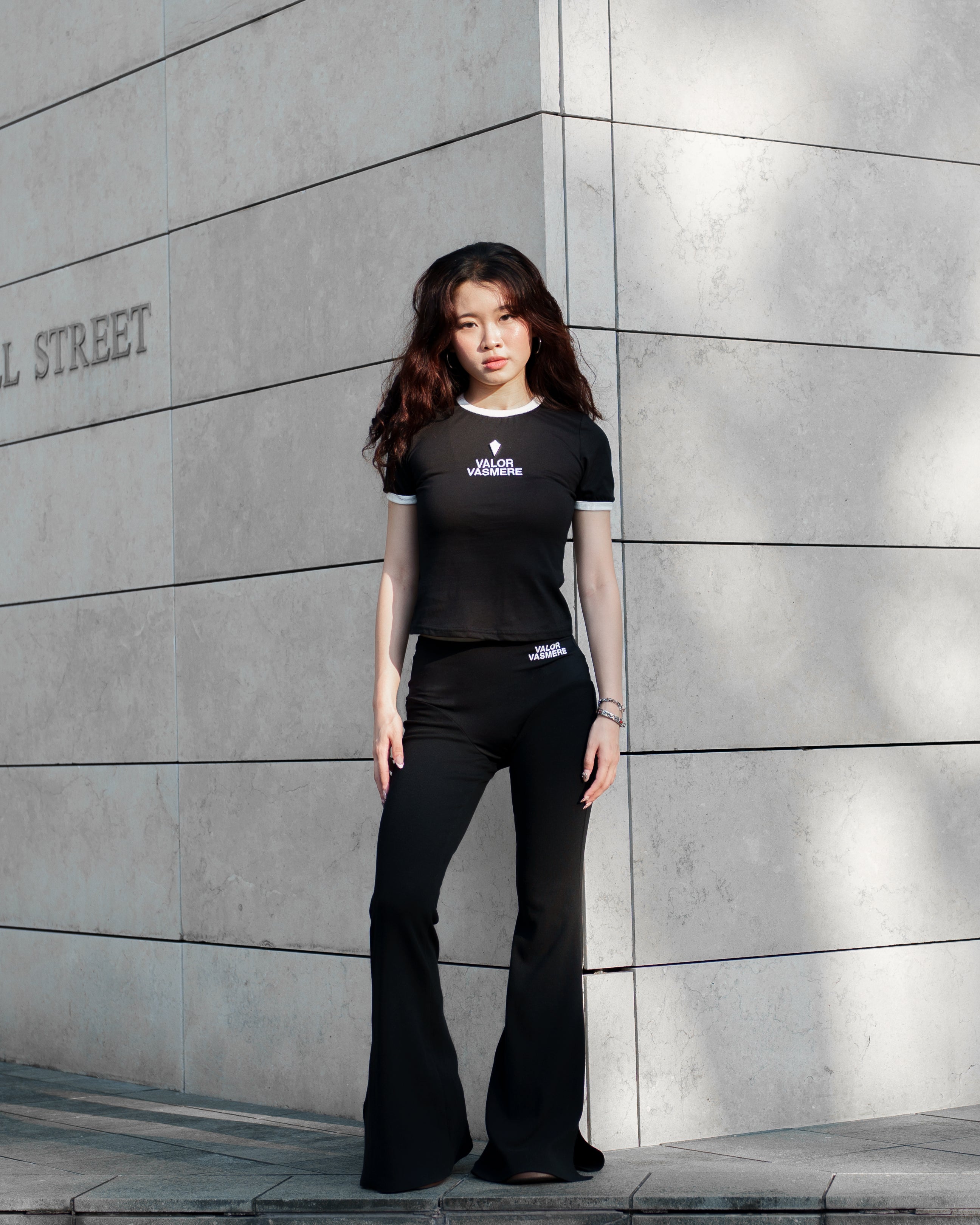 'false flare?' FLARE LEGGINGS - VALOR VASMERE
